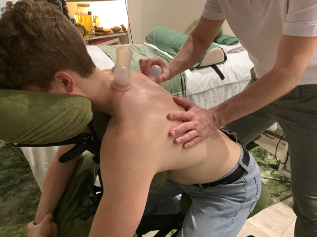 Wat is een Puur Cupping Massage?